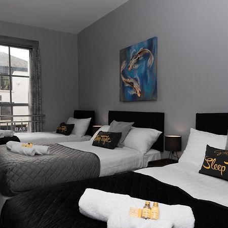 The Berwyn - Berwyn House Apartamento Wrexham Exterior foto