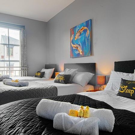 The Berwyn - Berwyn House Apartamento Wrexham Exterior foto